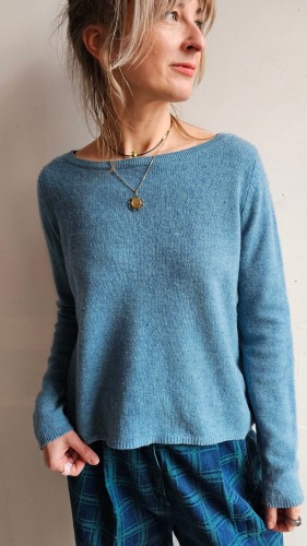 Sweter kaszmirowy 100% vintage niebieski miękki